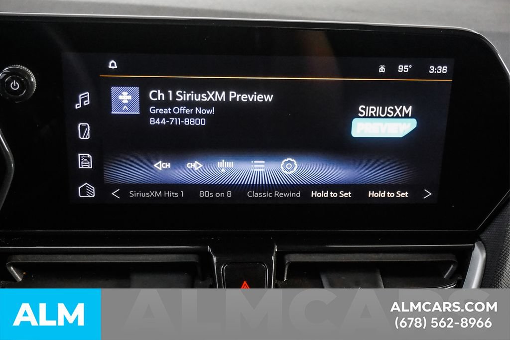 Used 2025 Chevrolet TrailBlazer LT AWD/4WD image 36