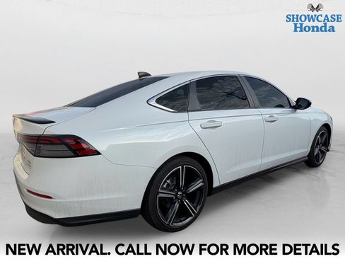 Used 2025 Honda Accord Sport image 5