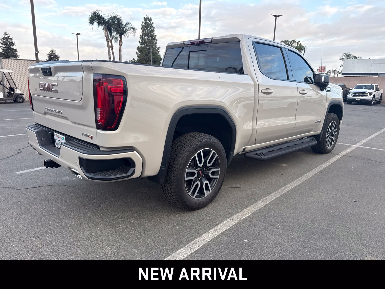 Used 2026 GMC Sierra 1500 AT4 w/ AT4 Premium Package AWD/4WD image 4