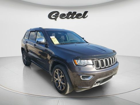 Used 2018 Jeep Grand Cherokee Limited image 3