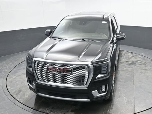 Used 2023 GMC Yukon Denali w/ Denali Reserve Package image 41