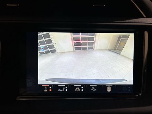 Used 2023 GMC Yukon XL Denali w/ Denali Reserve Package AWD/4WD image 14