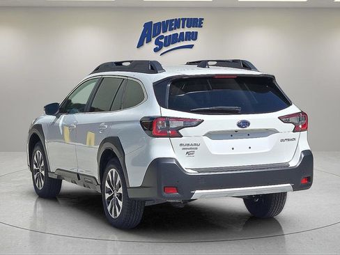 Certified 2025 Subaru Outback Limited AWD/4WD image 5