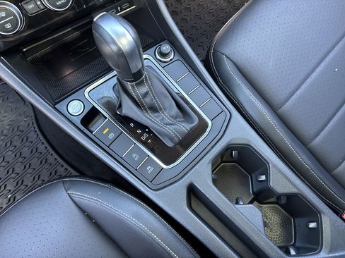 Used 2021 Volkswagen Jetta SEL image 23