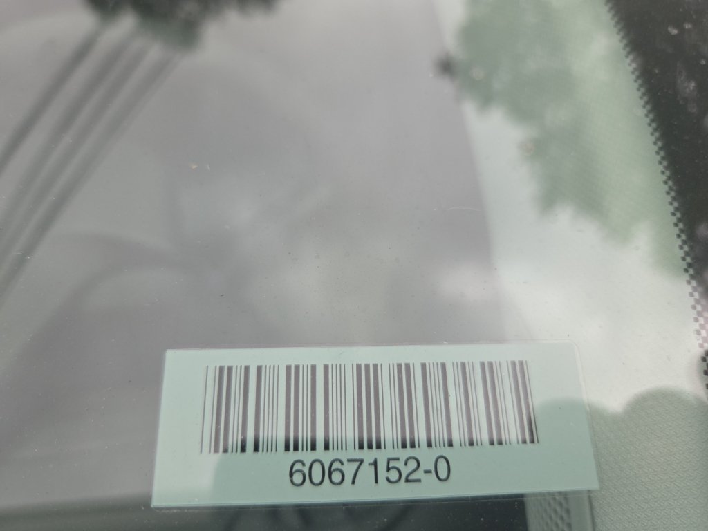 Used 2026 Chevrolet Trax LT FWD image 4