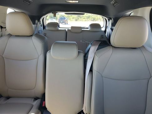 Certified 2021 Toyota Sienna XLE image 13