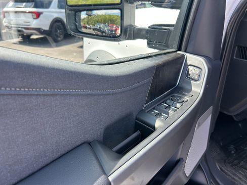 New 2026 Ford F550 4x4 Crew Cab image 32