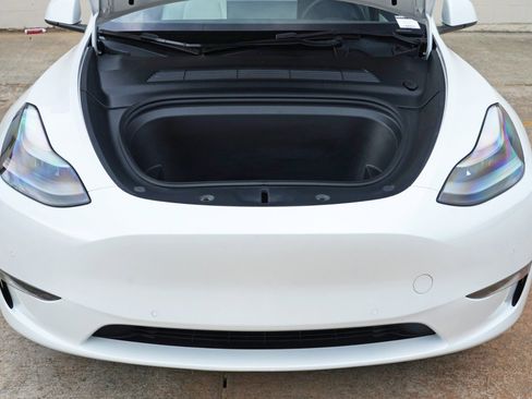Used 2022 Tesla Model Y Performance AWD/4WD image 8