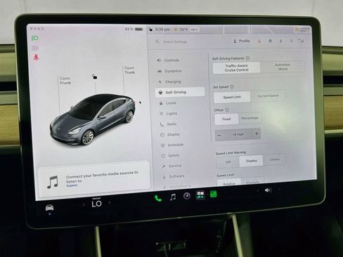 Used 2018 Tesla Model 3 Mid Range RWD image 16