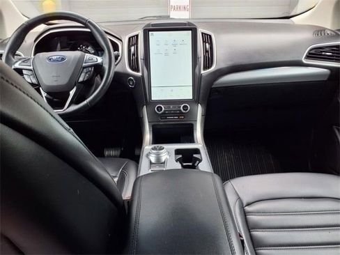 Used 2021 Ford Edge SEL w/ Convenience Package image 11