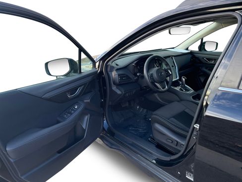 Certified 2022 Subaru Outback Premium image 2