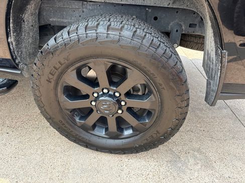 Used 2024 RAM 2500 Big Horn w/ Night Edition AWD/4WD image 12