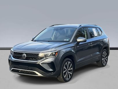 Used 2022 Volkswagen Taos SE w/ IQ.Drive SE Package
