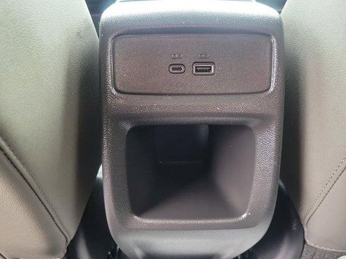 Used 2025 Chevrolet Trax ACTIV w/ Driver Confidence Package image 11