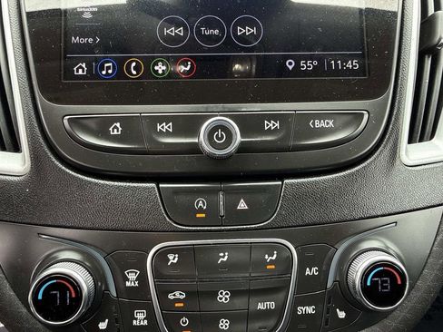 Used 2023 Chevrolet Malibu LT image 19