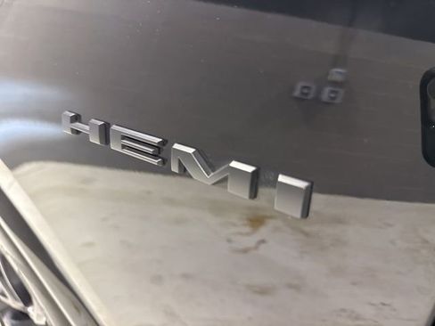 Used 2023 Dodge Durango R/T w/ Tow 'N Go Package AWD/4WD image 33