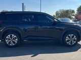 Used 2021 Nissan Rogue SV image 4