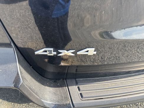 Used 2021 Jeep Grand Cherokee Laredo image 14