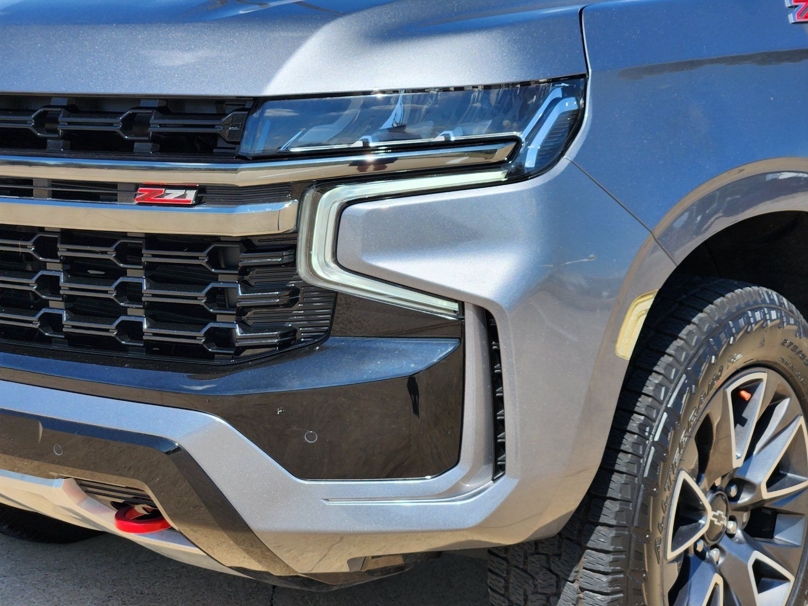 Used 2022 Chevrolet Tahoe Z71 w/ Luxury Package AWD/4WD image 10