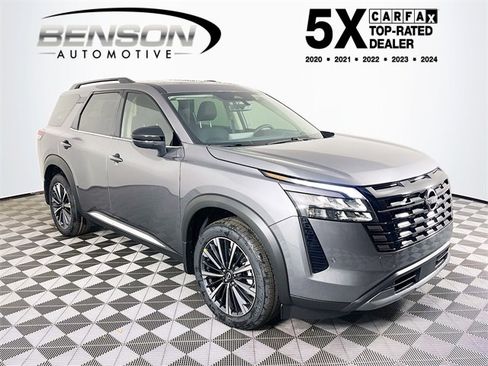 New 2026 Nissan Pathfinder Platinum image 1