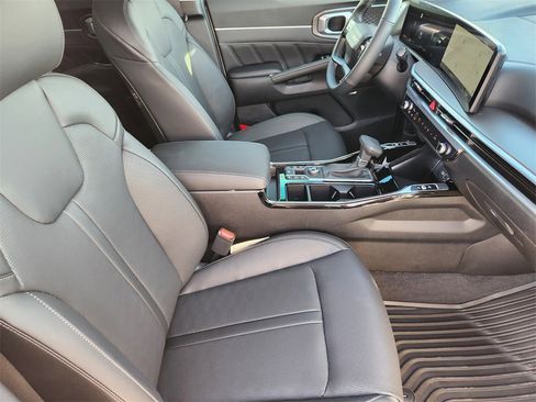 New 2026 Kia Sorento SX image 10