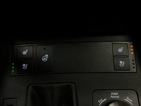 Used 2023 Lexus IS 350 F Sport w/ Accessory Package image 40