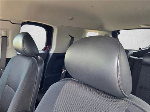 Used 2007 Toyota FJ Cruiser 4WD image 11