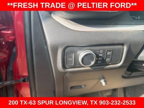 Used 2022 Ford Explorer XLT image 8
