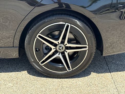 Used 2024 Mercedes-Benz C 300 Sedan image 17