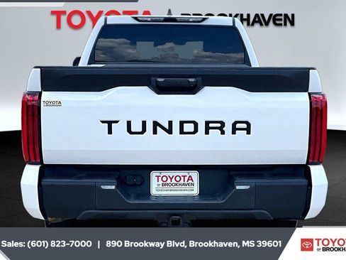 Used 2024 Toyota Tundra SR5 w/ SR5 Premium Package RWD image 4
