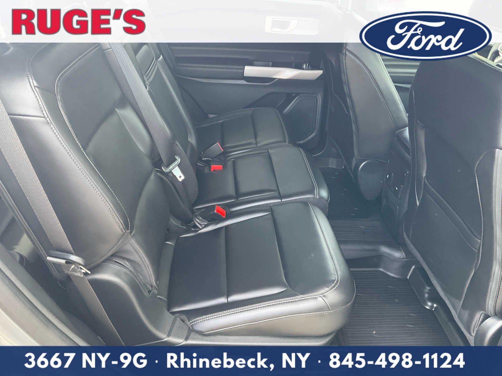 Certified 2024 Ford Explorer XLT w/ Equipment Group 202A AWD/4WD image 13