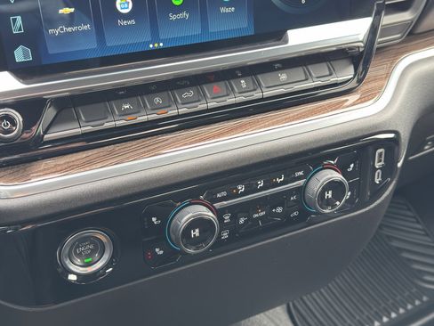 Used 2024 Chevrolet Silverado 1500 LT image 22