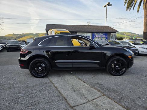 Used 2015 Porsche Macan S w/ Premium Package Plus AWD/4WD image 5