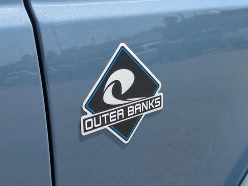 Used 2025 Ford Bronco Outer Banks AWD/4WD image 36