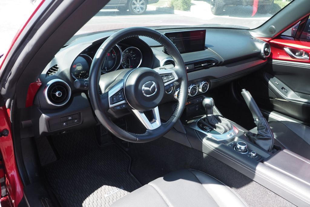 Used 2024 MAZDA MX-5 Miata RF Grand Touring w/ Weather Package RWD image 12