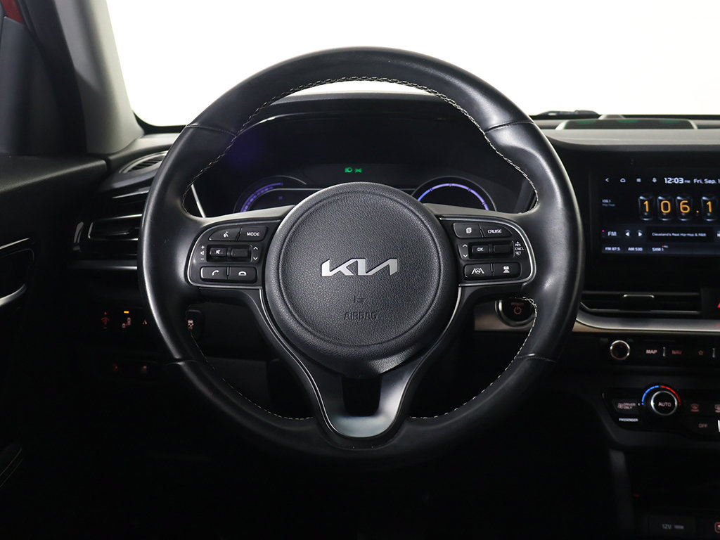 Used 2022 Kia Niro EX FWD image 37
