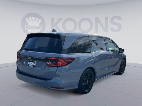 Used 2023 Honda Odyssey Sport image 16