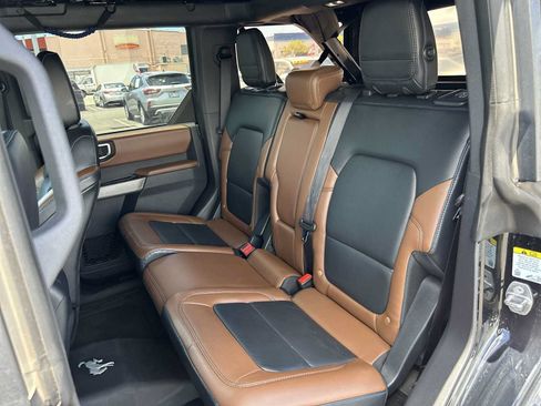Used 2023 Ford Bronco Outer Banks AWD/4WD image 23