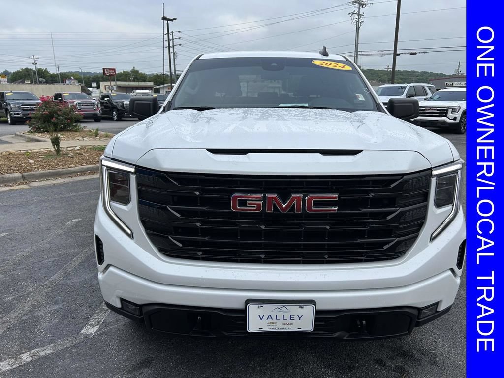 Used 2024 GMC Sierra 1500 Elevation w/ X31 Off-Road Package AWD/4WD image 9