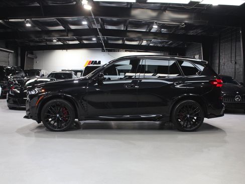 Used 2025 BMW X5 xDrive40i w/ Executive Package AWD/4WD image 3