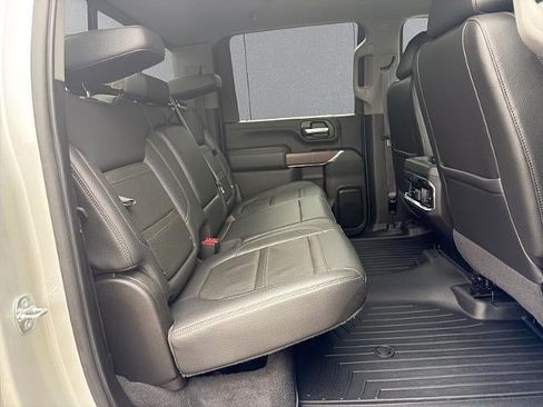 Used 2022 GMC Sierra 2500 Denali AWD/4WD image 18