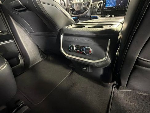 Used 2025 Ford Expedition Max Platinum AWD/4WD image 36
