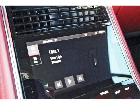 Used 2022 Porsche Panamera 4 image 40