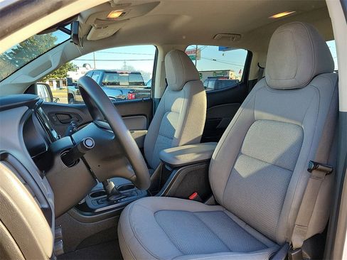 Used 2022 Chevrolet Colorado W/T w/ Custom Special Edition image 11