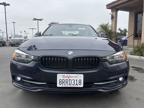 Used 2017 BMW 330i Sedan image 3