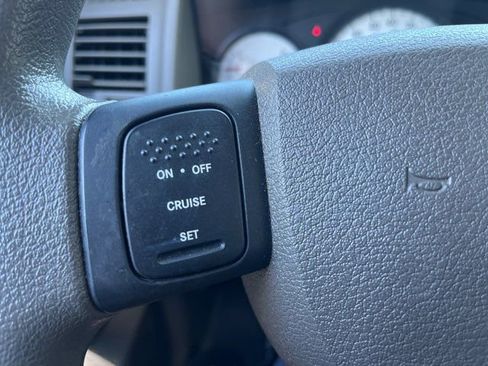 Used 2011 Dodge Dakota Big Horn image 16