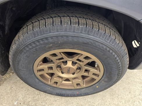 Used 2008 Toyota 4Runner Limited image 32