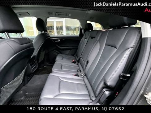 Used 2023 Audi Q7 2.0T Premium w/ Convenience Package AWD/4WD image 18
