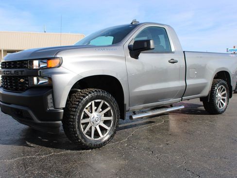 Used 2021 Chevrolet Silverado 1500 W/T w/ WT Convenience Package AWD/4WD image 13