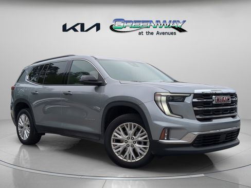 Used 2024 GMC Acadia Elevation FWD image 1